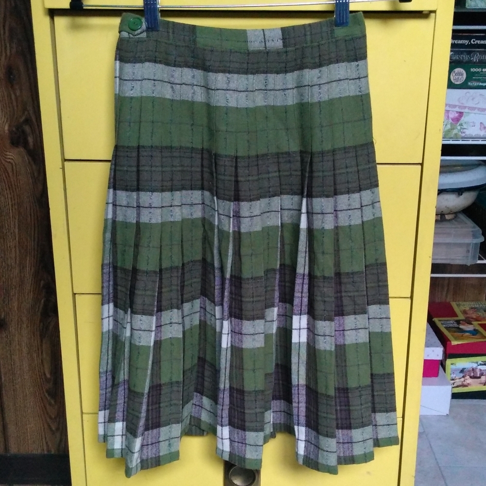 Vintage 1950s Plaid Wool Pleated Skirt